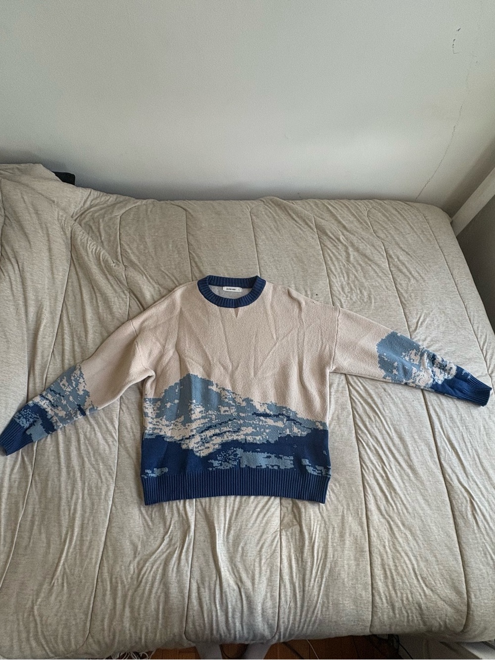 Aelfric Eden Cream & Blue Scenic Crewneck Sweater